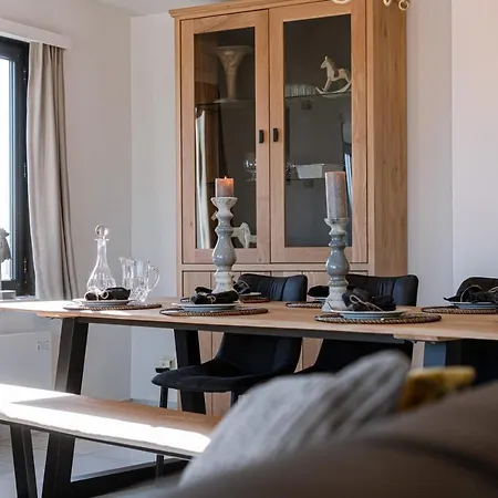 Apartamento Spacious & Modern With Garage & Sea View Ostende