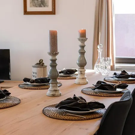 Apartamento Spacious & Modern With Garage & Sea View