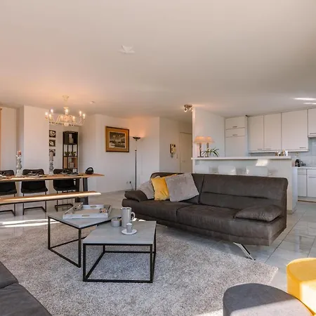 Apartamento Spacious & Modern With Garage & Sea View Ostende