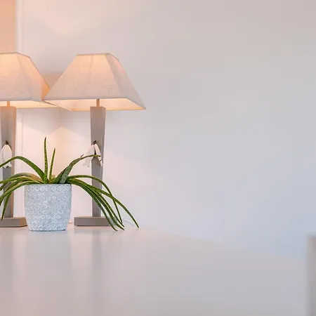 Apartamento Spacious & Modern With Garage & Sea View